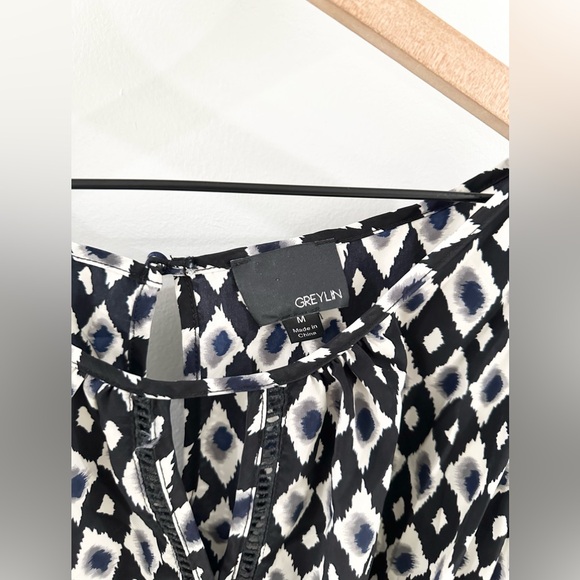 Greylin Sleeveless Wrap Neck Sheath Dress Black Size Medium - Picture 3 of 5